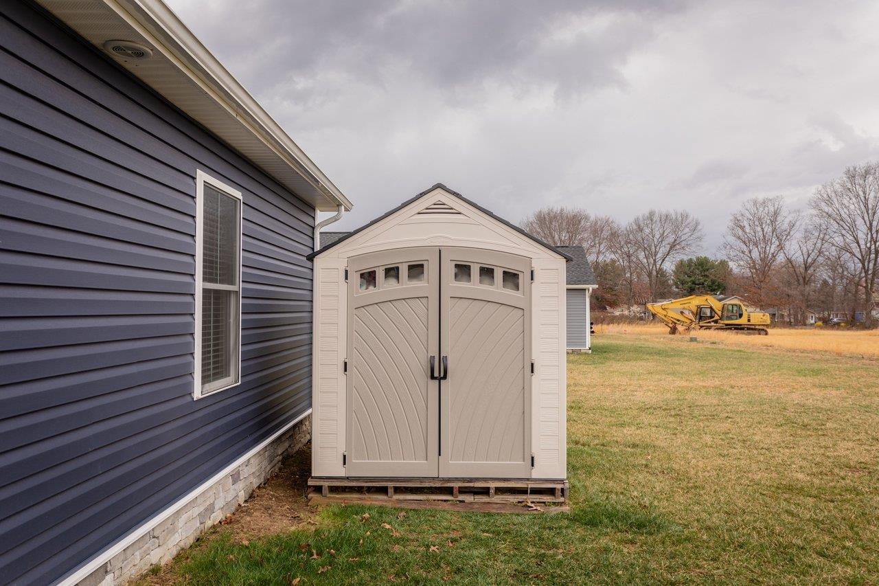 106 16TH ST, GROTTOES, Virginia 24441, 3 Bedrooms Bedrooms, ,2 BathroomsBathrooms,Residential,106 16TH ST,674447 MLS # 674447