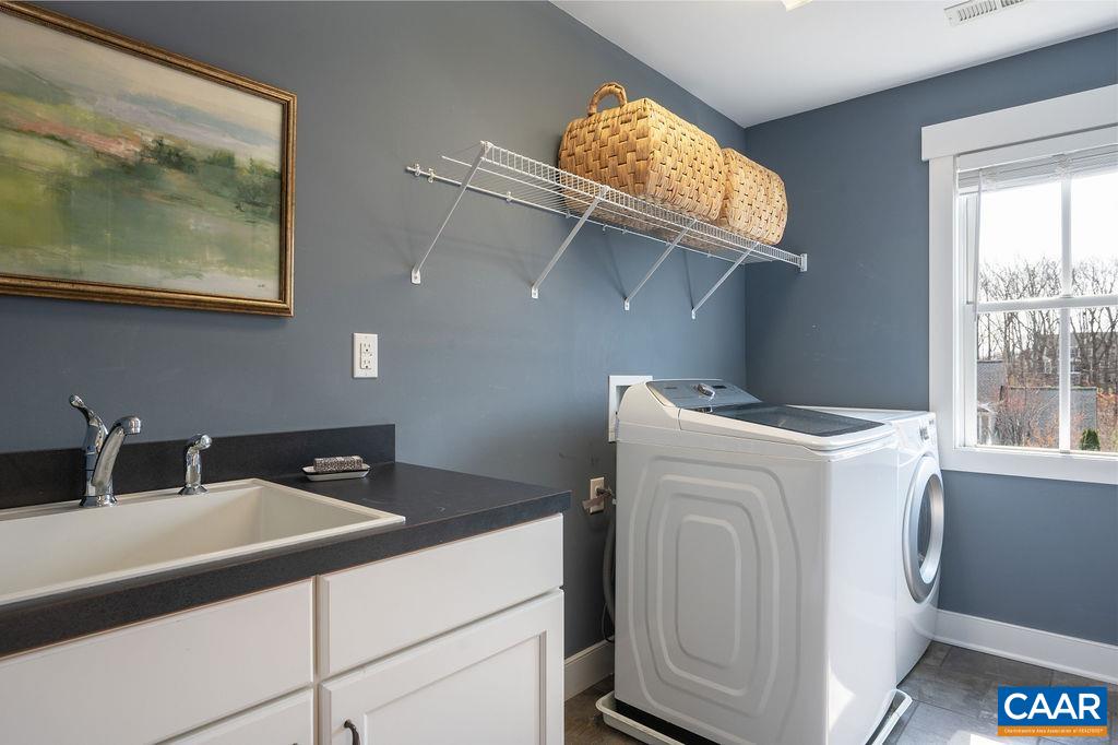 6679 WELBOURNE LN, CROZET, Virginia 22932, 5 Bedrooms Bedrooms, ,3 BathroomsBathrooms,Residential,6679 WELBOURNE LN,674451 MLS # 674451