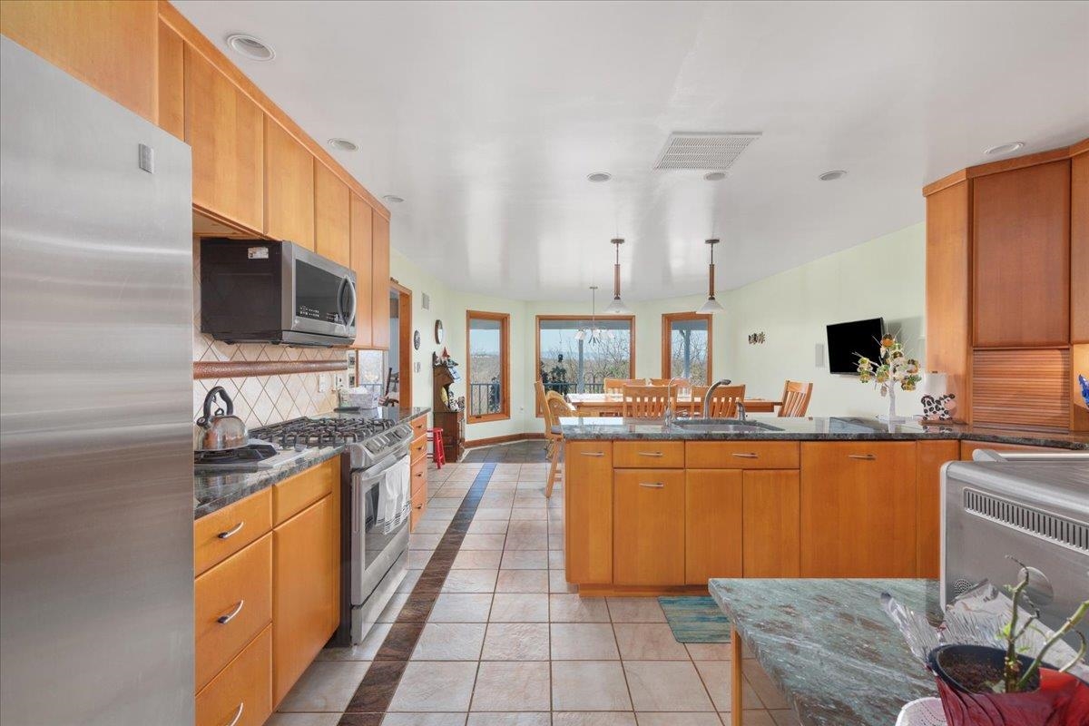 209 PARK RIDGE CT, FRONT ROYAL, Virginia 22630, 5 Bedrooms Bedrooms, ,3 BathroomsBathrooms,Residential,209 PARK RIDGE CT,674452 MLS # 674452