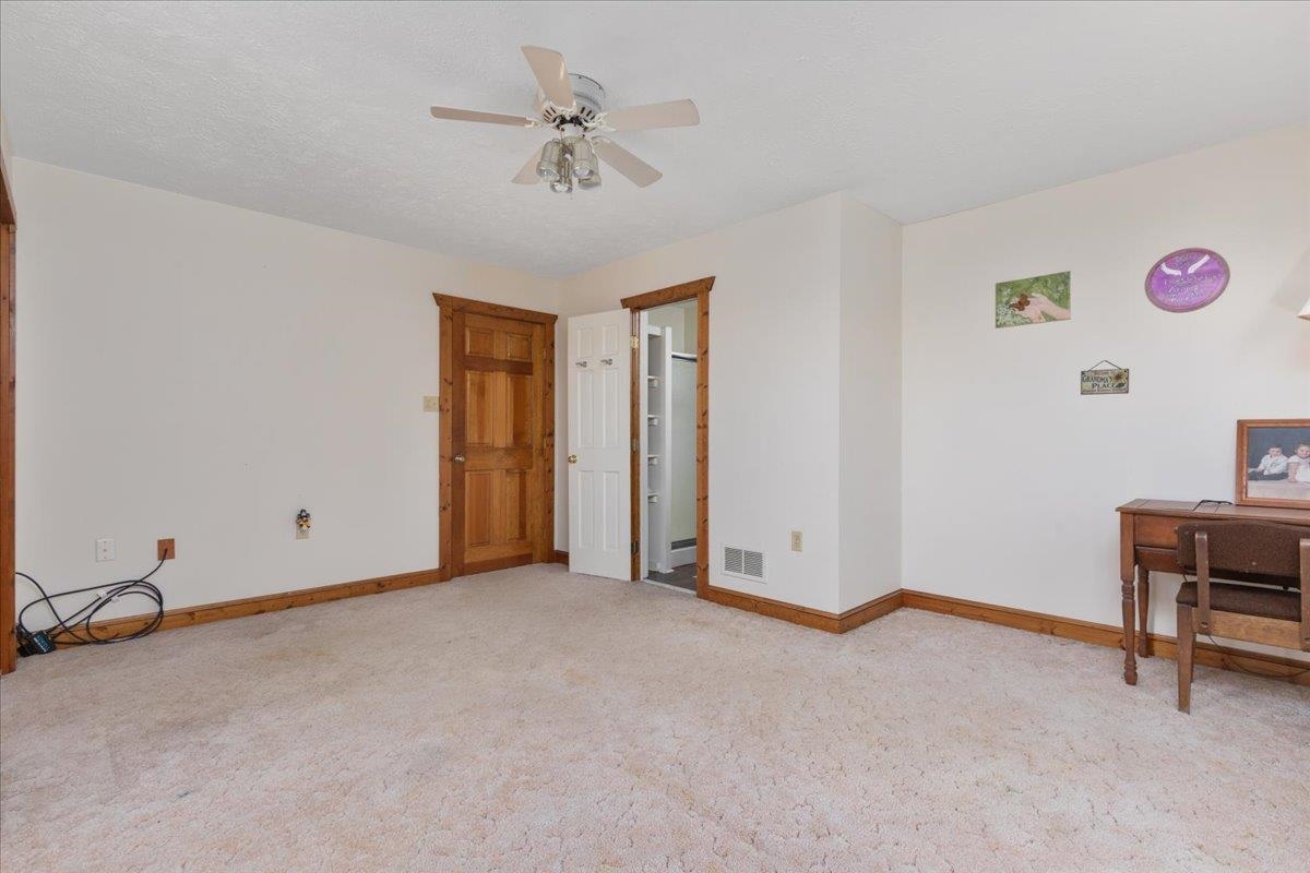 209 PARK RIDGE CT, FRONT ROYAL, Virginia 22630, 5 Bedrooms Bedrooms, ,3 BathroomsBathrooms,Residential,209 PARK RIDGE CT,674452 MLS # 674452