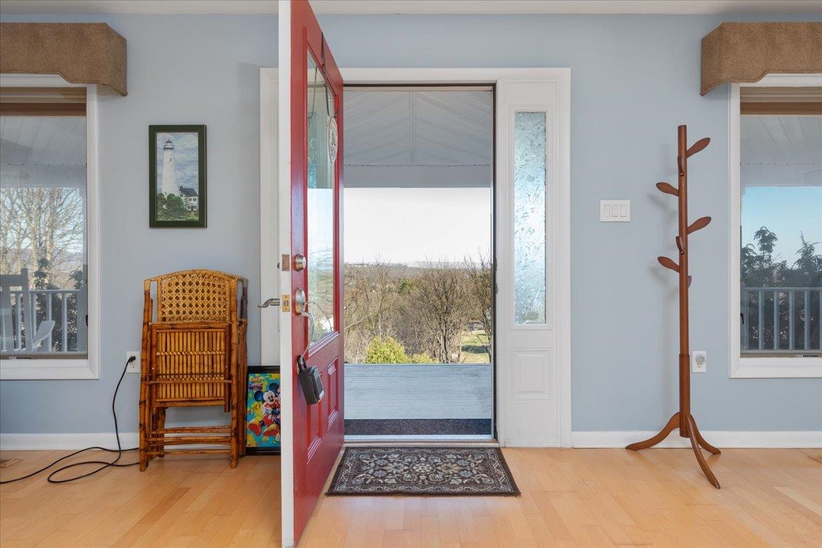 209 PARK RIDGE CT, FRONT ROYAL, Virginia 22630, 5 Bedrooms Bedrooms, ,3 BathroomsBathrooms,Residential,209 PARK RIDGE CT,674452 MLS # 674452