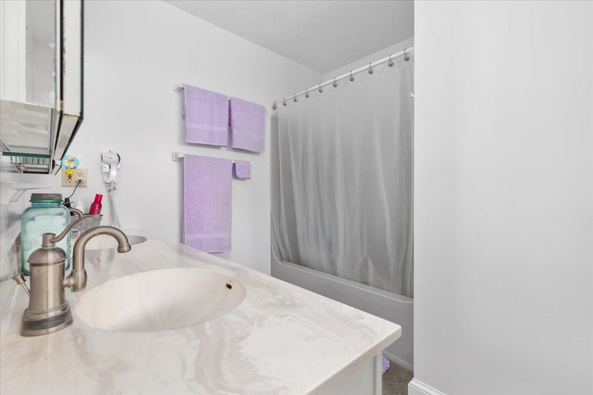 209 PARK RIDGE CT, FRONT ROYAL, Virginia 22630, 5 Bedrooms Bedrooms, ,3 BathroomsBathrooms,Residential,209 PARK RIDGE CT,674452 MLS # 674452