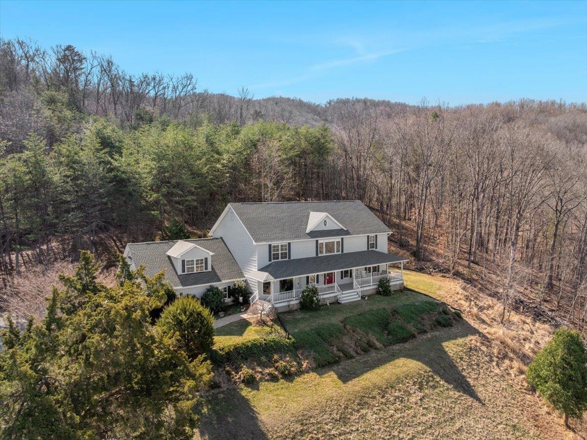 209 PARK RIDGE CT, FRONT ROYAL, Virginia 22630, 5 Bedrooms Bedrooms, ,3 BathroomsBathrooms,Residential,209 PARK RIDGE CT,674452 MLS # 674452