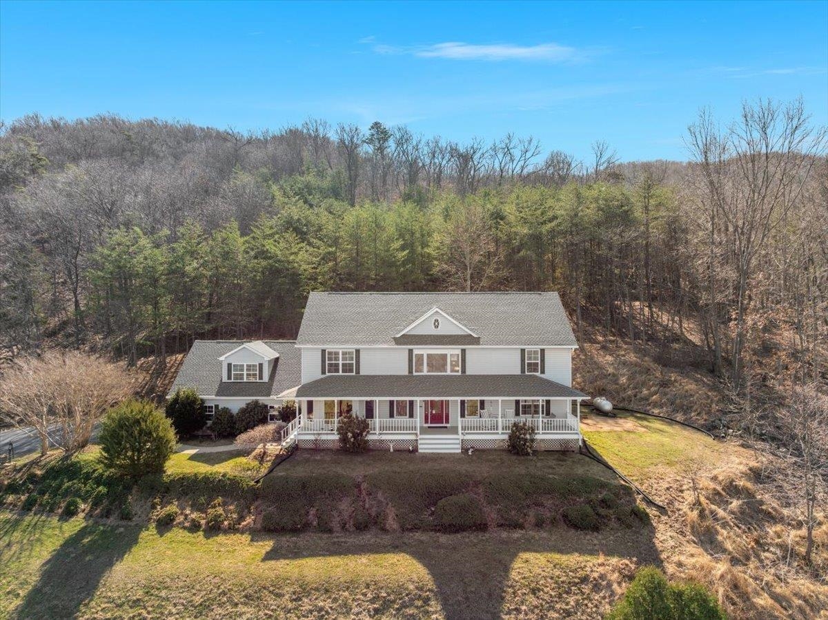 209 PARK RIDGE CT, FRONT ROYAL, Virginia 22630, 5 Bedrooms Bedrooms, ,3 BathroomsBathrooms,Residential,209 PARK RIDGE CT,674452 MLS # 674452