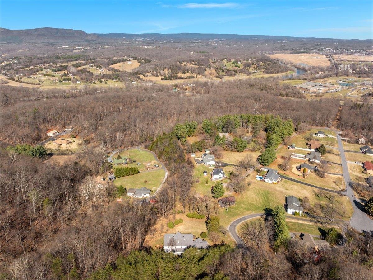 209 PARK RIDGE CT, FRONT ROYAL, Virginia 22630, 5 Bedrooms Bedrooms, ,3 BathroomsBathrooms,Residential,209 PARK RIDGE CT,674452 MLS # 674452