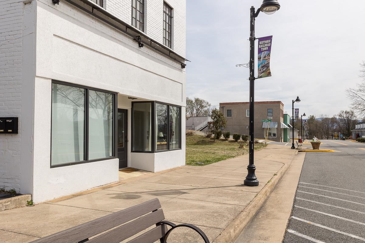 442 FIRST ST, SHENANDOAH, Virginia 22849, ,Residential,442 FIRST ST,674462 MLS # 674462