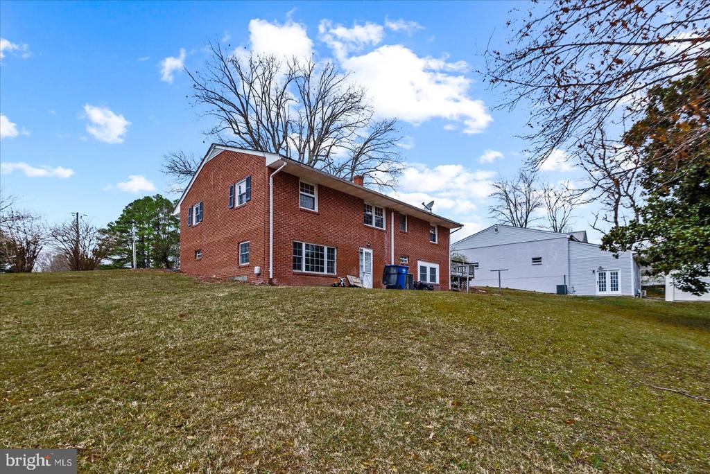 12605 FIVE MILE RD, FREDERICKSBURG, Virginia 22407, 4 Bedrooms Bedrooms, ,2 BathroomsBathrooms,Residential,12605 FIVE MILE RD,VASP2038580 MLS # VASP2038580