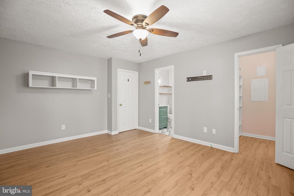 4 JONQUIL CT, FREDERICKSBURG, Virginia 22408, 3 Bedrooms Bedrooms, ,2 BathroomsBathrooms,Residential,4 JONQUIL CT,VASP2040086 MLS # VASP2040086