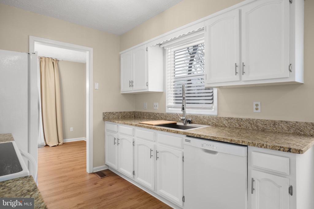 4 JONQUIL CT, FREDERICKSBURG, Virginia 22408, 3 Bedrooms Bedrooms, ,2 BathroomsBathrooms,Residential,4 JONQUIL CT,VASP2040086 MLS # VASP2040086