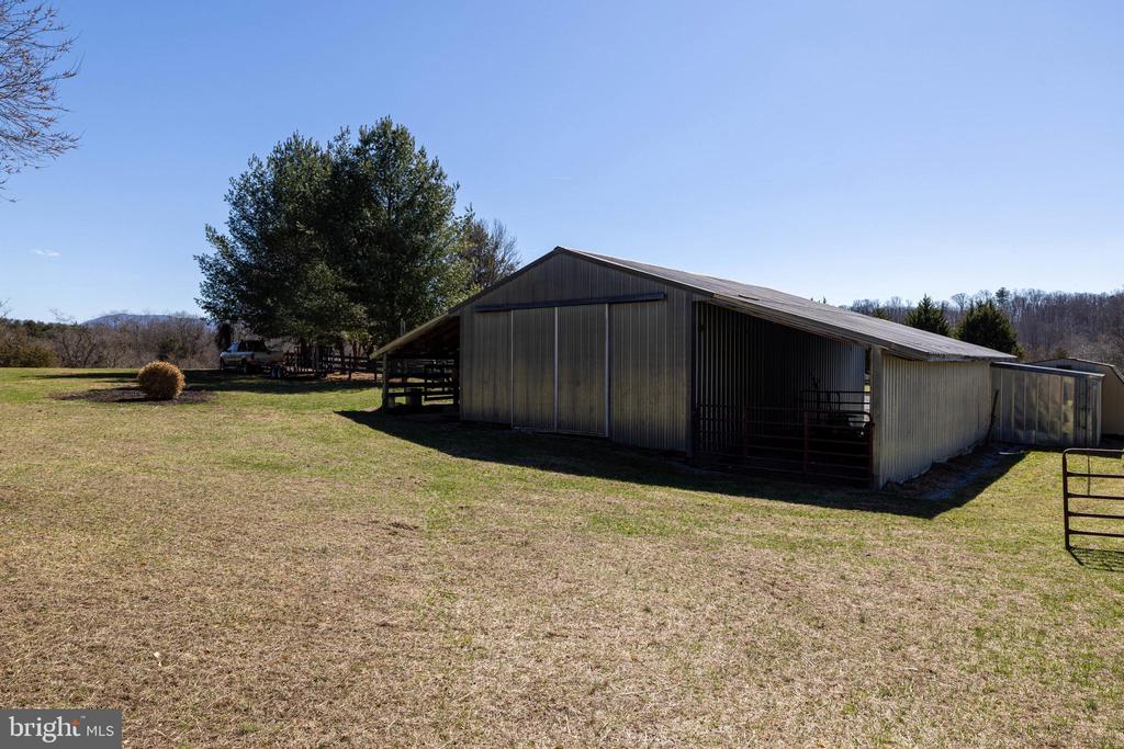 2301 S PAGE VALLEY RD, LURAY, Virginia 22835, 3 Bedrooms Bedrooms, ,2 BathroomsBathrooms,Residential,2301 S PAGE VALLEY RD,VAPA2006194 MLS # VAPA2006194