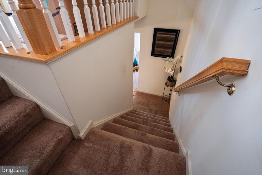 816 FAIRVIEW VILLAGE CT, CULPEPER, Virginia 22701, 3 Bedrooms Bedrooms, ,3 BathroomsBathrooms,Residential,FAIRVIEW VILLAGE,816 FAIRVIEW VILLAGE CT,VACU2012984 MLS # VACU2012984