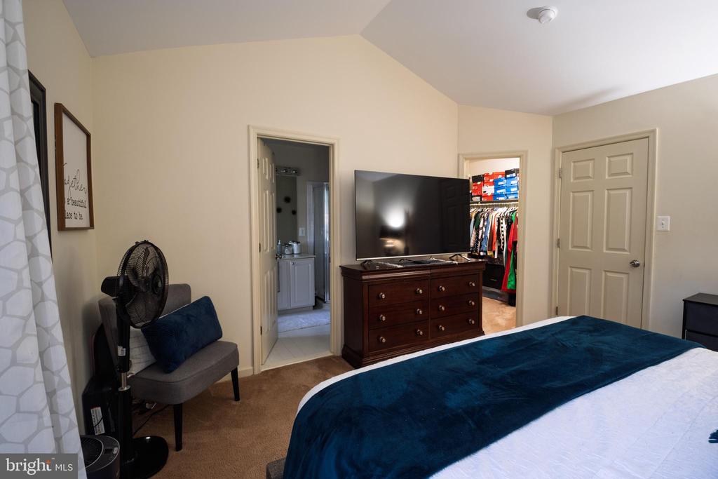 816 FAIRVIEW VILLAGE CT, CULPEPER, Virginia 22701, 3 Bedrooms Bedrooms, ,3 BathroomsBathrooms,Residential,FAIRVIEW VILLAGE,816 FAIRVIEW VILLAGE CT,VACU2012984 MLS # VACU2012984