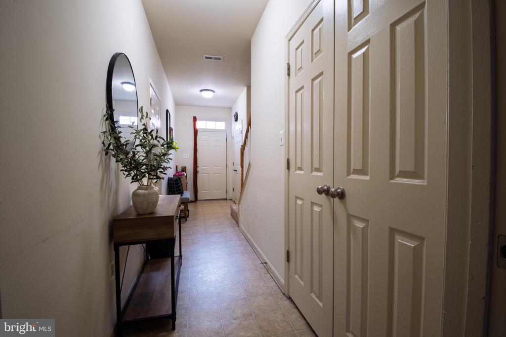 816 FAIRVIEW VILLAGE CT, CULPEPER, Virginia 22701, 3 Bedrooms Bedrooms, ,3 BathroomsBathrooms,Residential,FAIRVIEW VILLAGE,816 FAIRVIEW VILLAGE CT,VACU2012984 MLS # VACU2012984