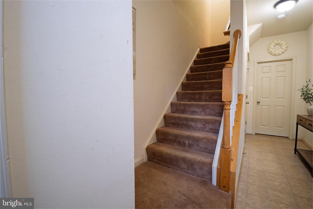 816 FAIRVIEW VILLAGE CT, CULPEPER, Virginia 22701, 3 Bedrooms Bedrooms, ,3 BathroomsBathrooms,Residential,FAIRVIEW VILLAGE,816 FAIRVIEW VILLAGE CT,VACU2012984 MLS # VACU2012984