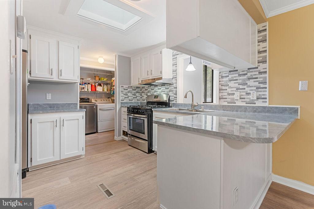 13218 FLINTLOCK DR, SPOTSYLVANIA, Virginia 22551, 3 Bedrooms Bedrooms, ,2 BathroomsBathrooms,Residential,13218 FLINTLOCK DR,VASP2039892 MLS # VASP2039892