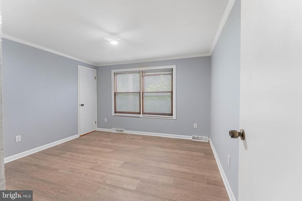 13218 FLINTLOCK DR, SPOTSYLVANIA, Virginia 22551, 3 Bedrooms Bedrooms, ,2 BathroomsBathrooms,Residential,13218 FLINTLOCK DR,VASP2039892 MLS # VASP2039892