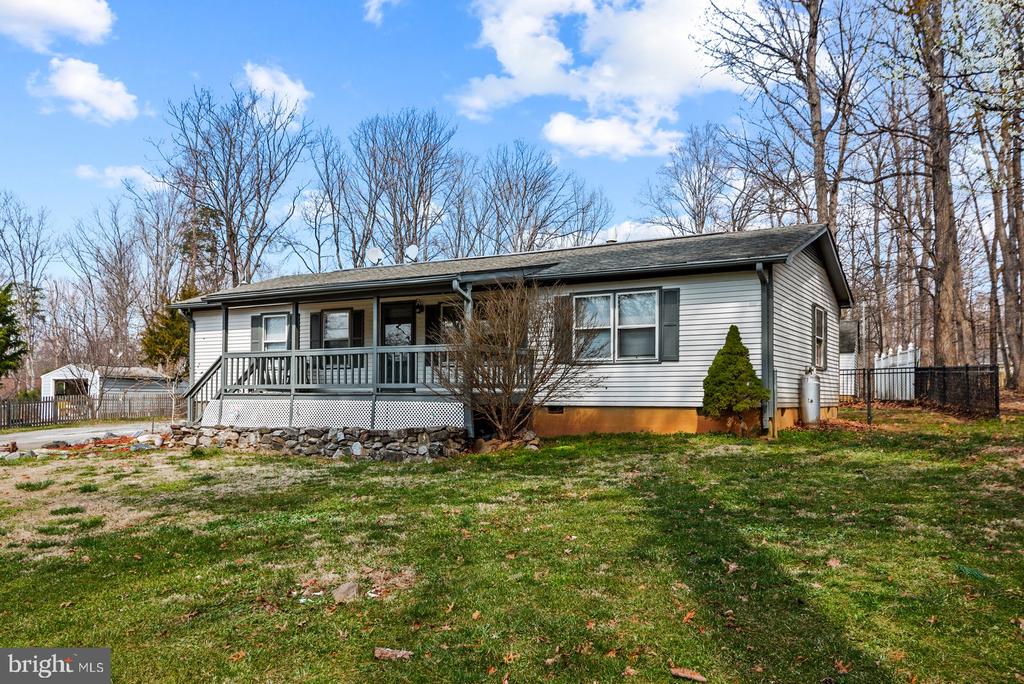 13218 FLINTLOCK DR, SPOTSYLVANIA, Virginia 22551, 3 Bedrooms Bedrooms, ,2 BathroomsBathrooms,Residential,13218 FLINTLOCK DR,VASP2039892 MLS # VASP2039892