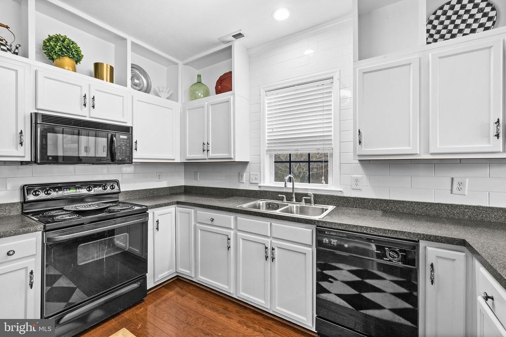 6618 TWIN CEDARS CT, FREDERICKSBURG, Virginia 22407, 3 Bedrooms Bedrooms, ,2 BathroomsBathrooms,Residential,6618 TWIN CEDARS CT,VASP2040040 MLS # VASP2040040