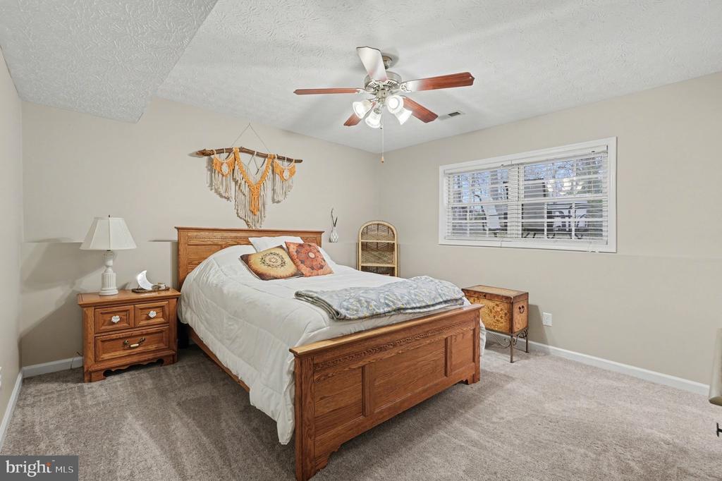 100 NUGGET DR, LOCUST GROVE, Virginia 22508, 5 Bedrooms Bedrooms, ,3 BathroomsBathrooms,Residential,100 NUGGET DR,VAOR2013596 MLS # VAOR2013596