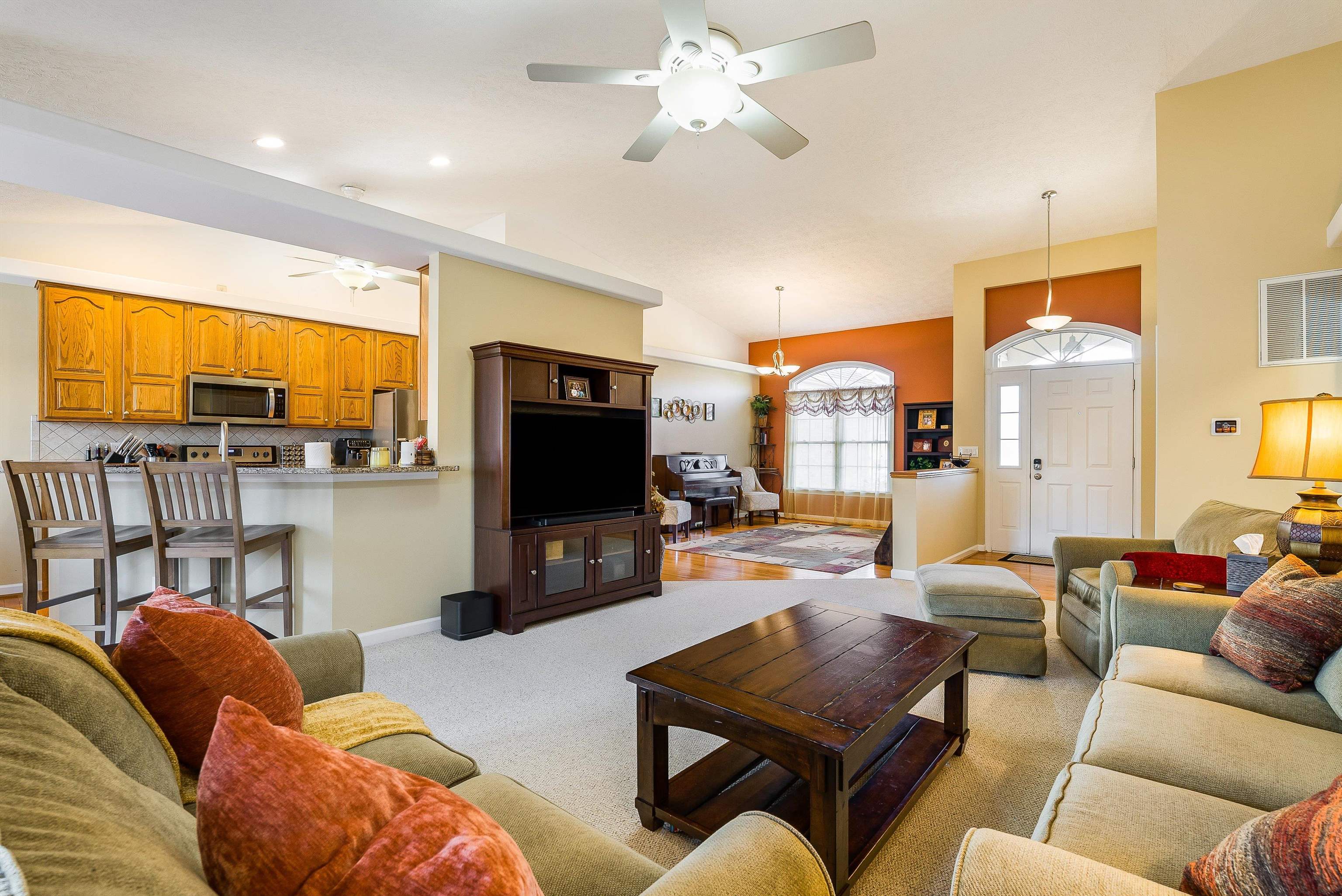 435 THREE LEAGUES RD, MCGAHEYSVILLE, Virginia 22840, 3 Bedrooms Bedrooms, ,2 BathroomsBathrooms,Residential,435 THREE LEAGUES RD,674052 MLS # 674052