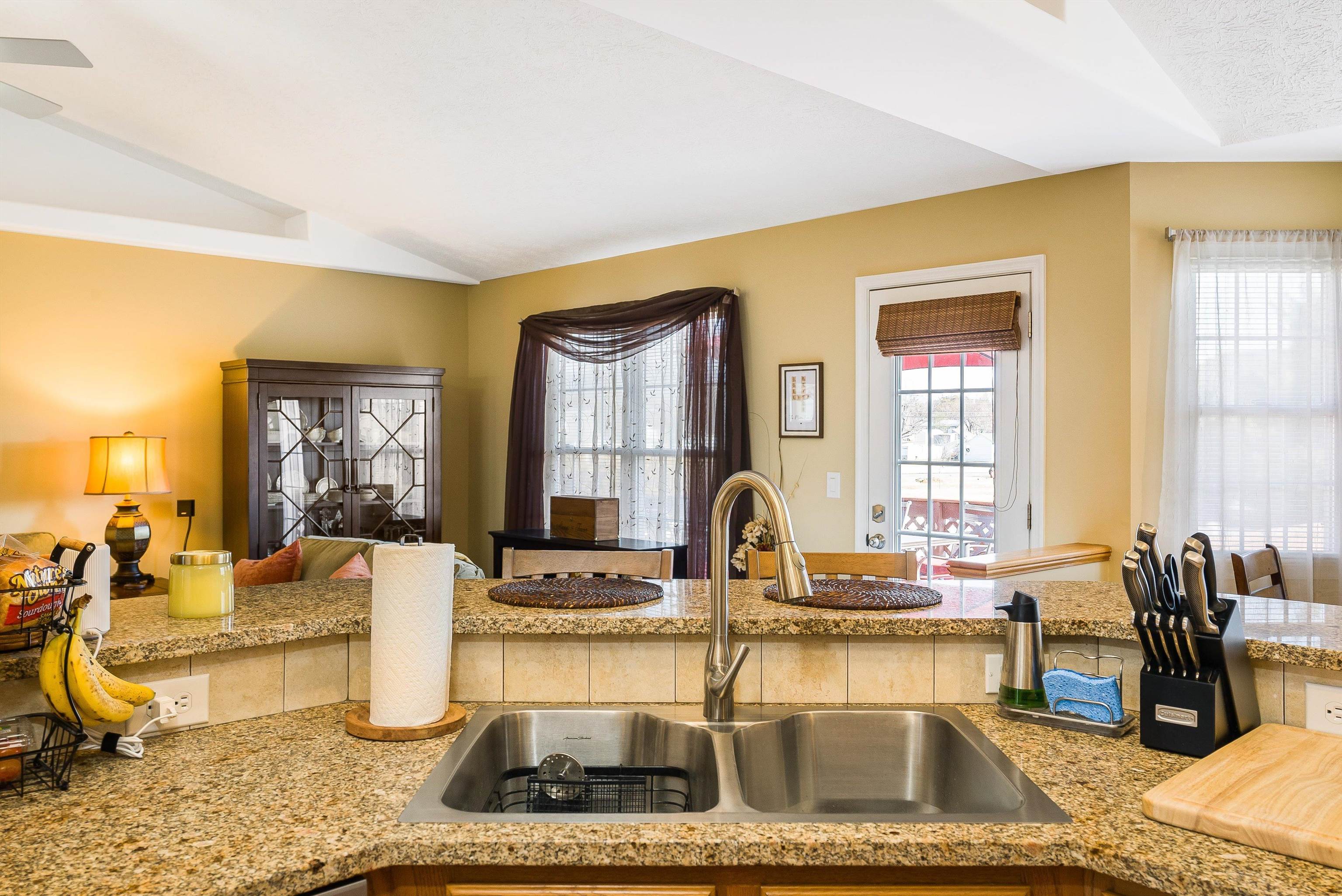 435 THREE LEAGUES RD, MCGAHEYSVILLE, Virginia 22840, 3 Bedrooms Bedrooms, ,2 BathroomsBathrooms,Residential,435 THREE LEAGUES RD,674052 MLS # 674052