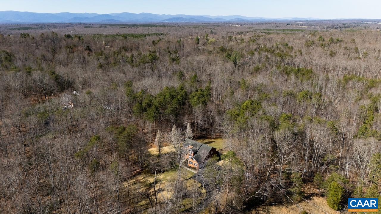 4605 BLUE RUN RD, SOMERSET, Virginia 22972, 4 Bedrooms Bedrooms, ,3 BathroomsBathrooms,Residential,Quintessential Brick Home in Somerset,4605 BLUE RUN RD,674344 MLS # 674344 4605 BLUE RUN RD, SOMERSET, Virginia 22972, 4 Bedrooms Bedrooms, ,3 BathroomsBathrooms,Residential,Quintessential Brick Home in Somerset,4605 BLUE RUN RD,674344 MLS # 674344