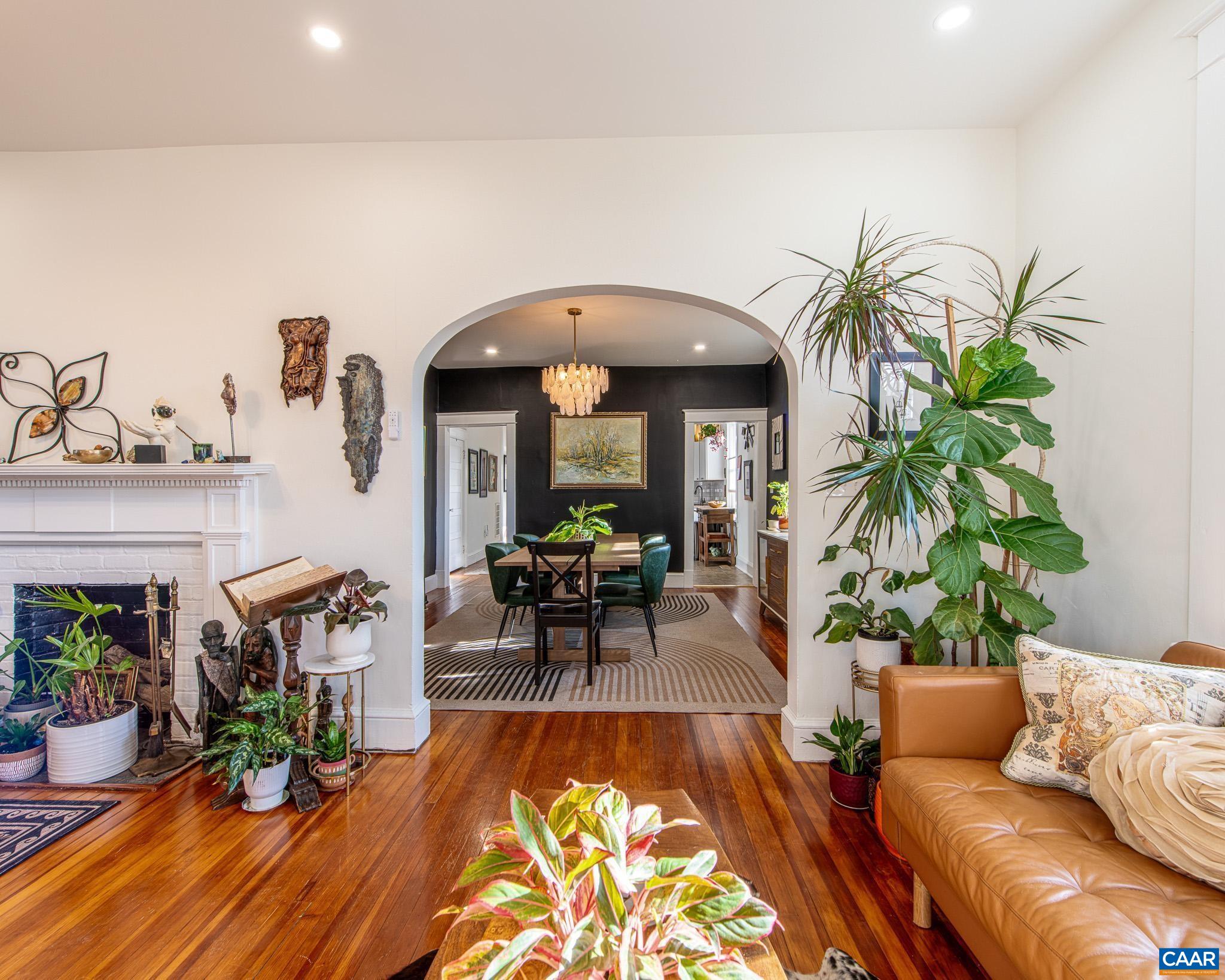 817 HENRY AVE, CHARLOTTESVILLE, Virginia 22903, 3 Bedrooms Bedrooms, ,2 BathroomsBathrooms,Residential,817 HENRY AVE,674454 MLS # 674454