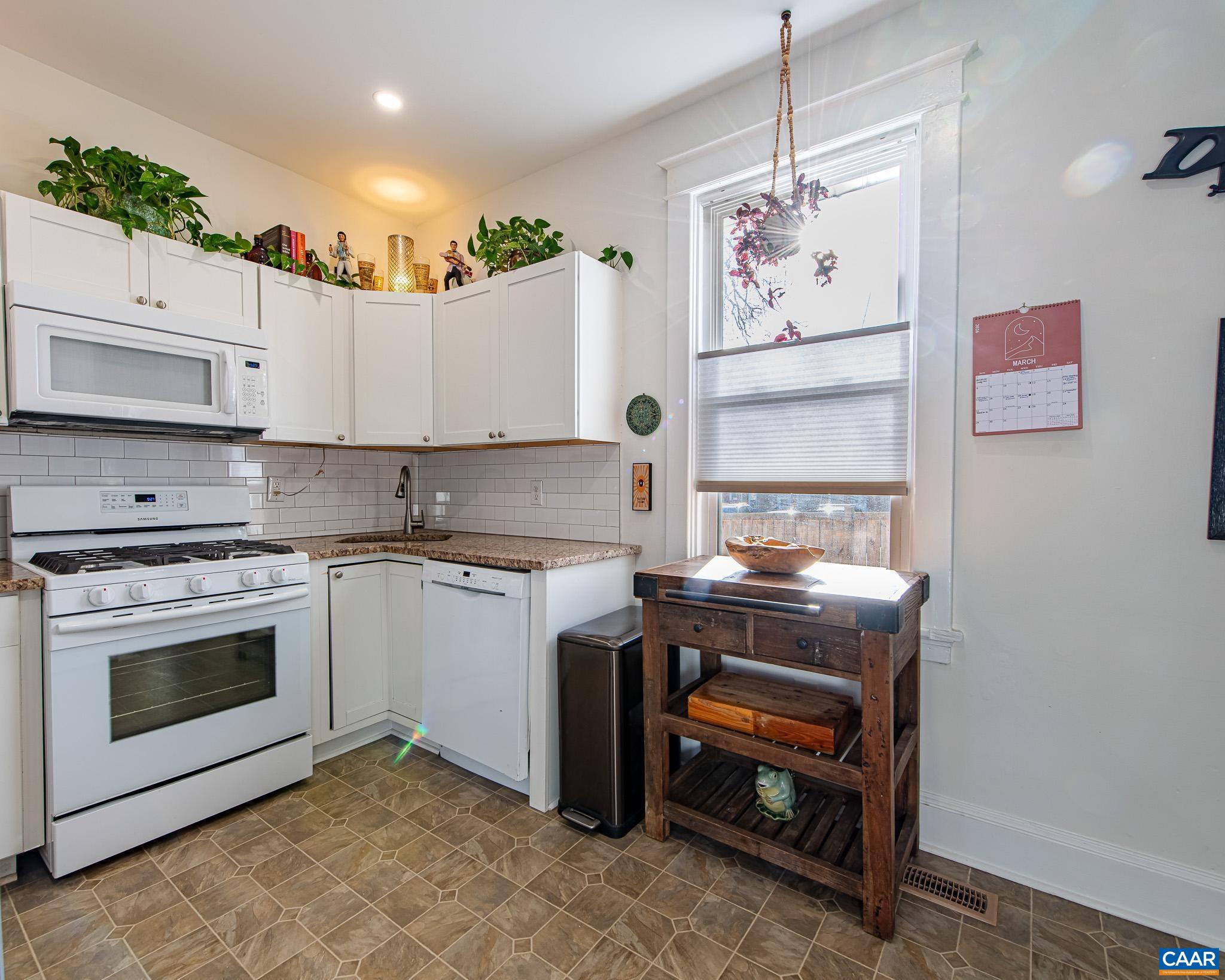 817 HENRY AVE, CHARLOTTESVILLE, Virginia 22903, 3 Bedrooms Bedrooms, ,2 BathroomsBathrooms,Residential,817 HENRY AVE,674454 MLS # 674454