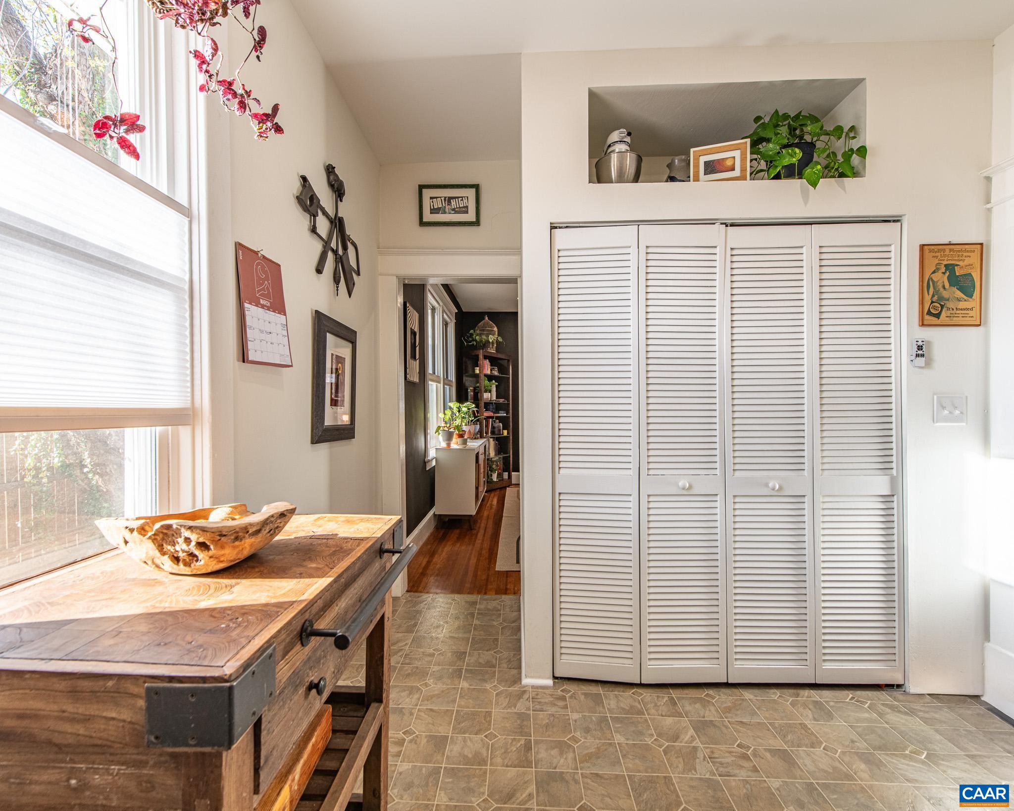 817 HENRY AVE, CHARLOTTESVILLE, Virginia 22903, 3 Bedrooms Bedrooms, ,2 BathroomsBathrooms,Residential,817 HENRY AVE,674454 MLS # 674454