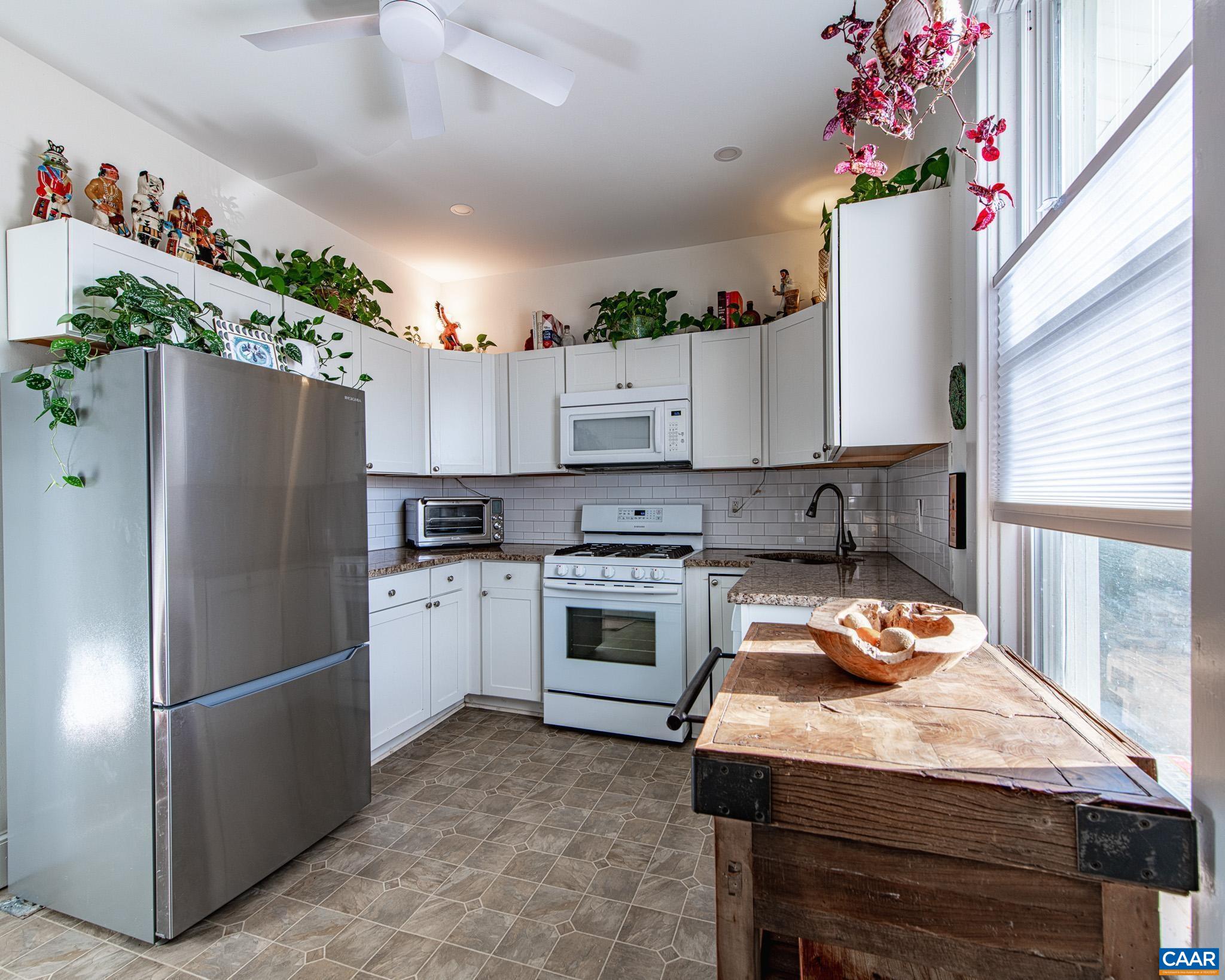 817 HENRY AVE, CHARLOTTESVILLE, Virginia 22903, 3 Bedrooms Bedrooms, ,2 BathroomsBathrooms,Residential,817 HENRY AVE,674454 MLS # 674454