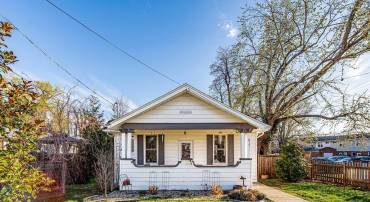 817 HENRY AVE, CHARLOTTESVILLE, Virginia 22903, 3 Bedrooms Bedrooms, ,2 BathroomsBathrooms,Residential,817 HENRY AVE,674454 MLS # 674454