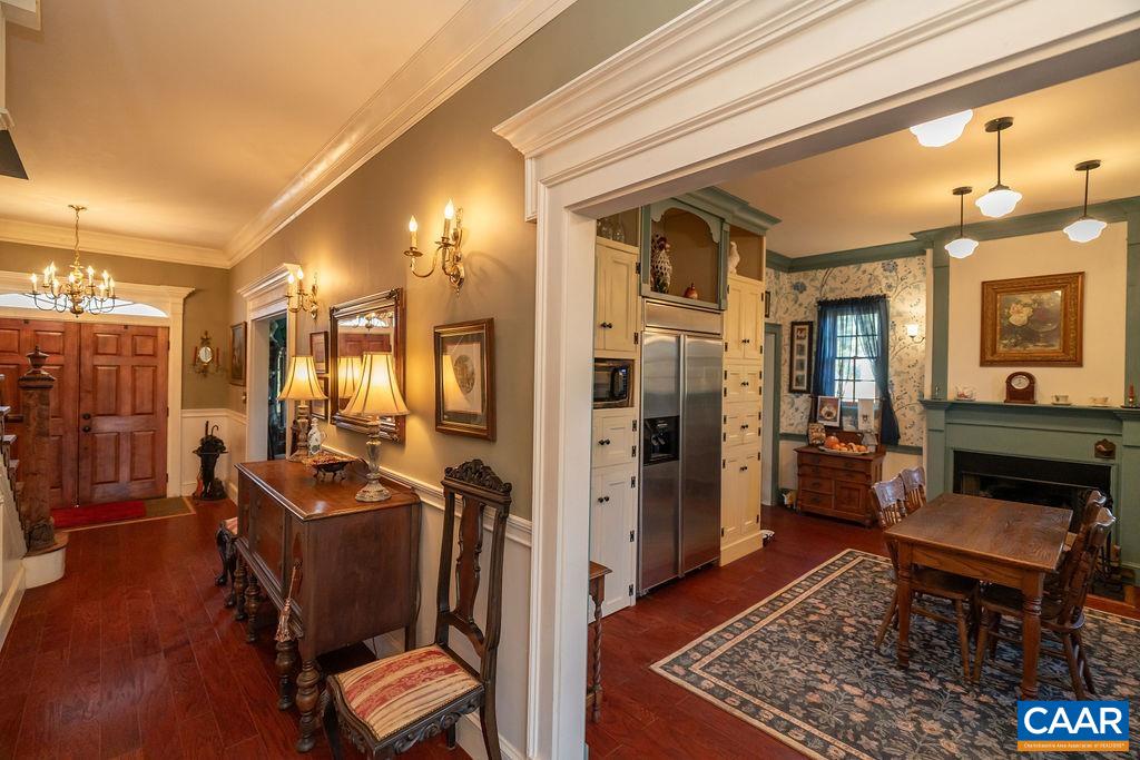 2004 SEVEN MEADOWS LN, APPOMATTOX, Virginia 24522, 3 Bedrooms Bedrooms, ,2 BathroomsBathrooms,Residential,Endwyke Hall,2004 SEVEN MEADOWS LN,674460 MLS # 674460