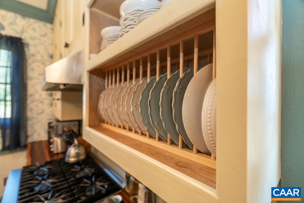 2004 SEVEN MEADOWS LN, APPOMATTOX, Virginia 24522, 3 Bedrooms Bedrooms, ,2 BathroomsBathrooms,Residential,Endwyke Hall,2004 SEVEN MEADOWS LN,674460 MLS # 674460