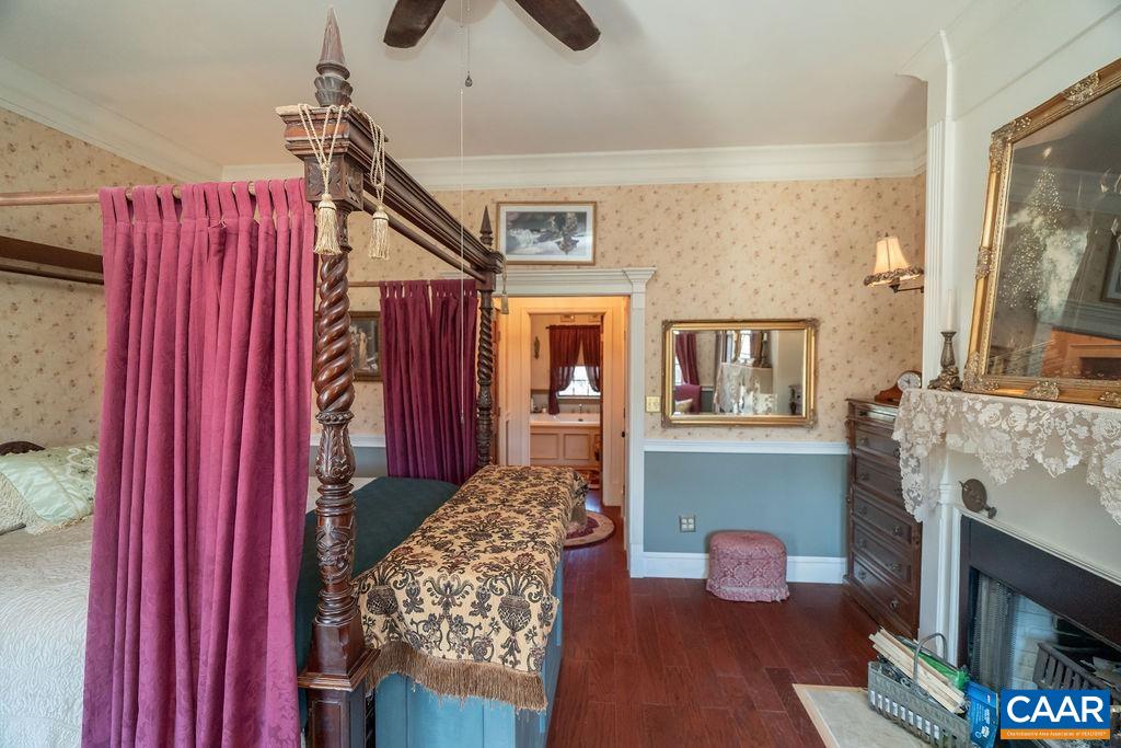 2004 SEVEN MEADOWS LN, APPOMATTOX, Virginia 24522, 3 Bedrooms Bedrooms, ,2 BathroomsBathrooms,Residential,Endwyke Hall,2004 SEVEN MEADOWS LN,674460 MLS # 674460