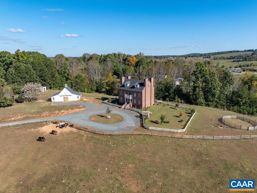 2004 SEVEN MEADOWS LN, APPOMATTOX, Virginia 24522, 3 Bedrooms Bedrooms, ,2 BathroomsBathrooms,Residential,Endwyke Hall,2004 SEVEN MEADOWS LN,674460 MLS # 674460