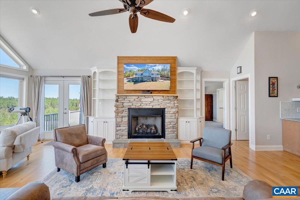 439 GARDNER FARM RD, APPOMATTOX, Virginia 24522, 4 Bedrooms Bedrooms, ,3 BathroomsBathrooms,Residential,439 GARDNER FARM RD,674465 MLS # 674465