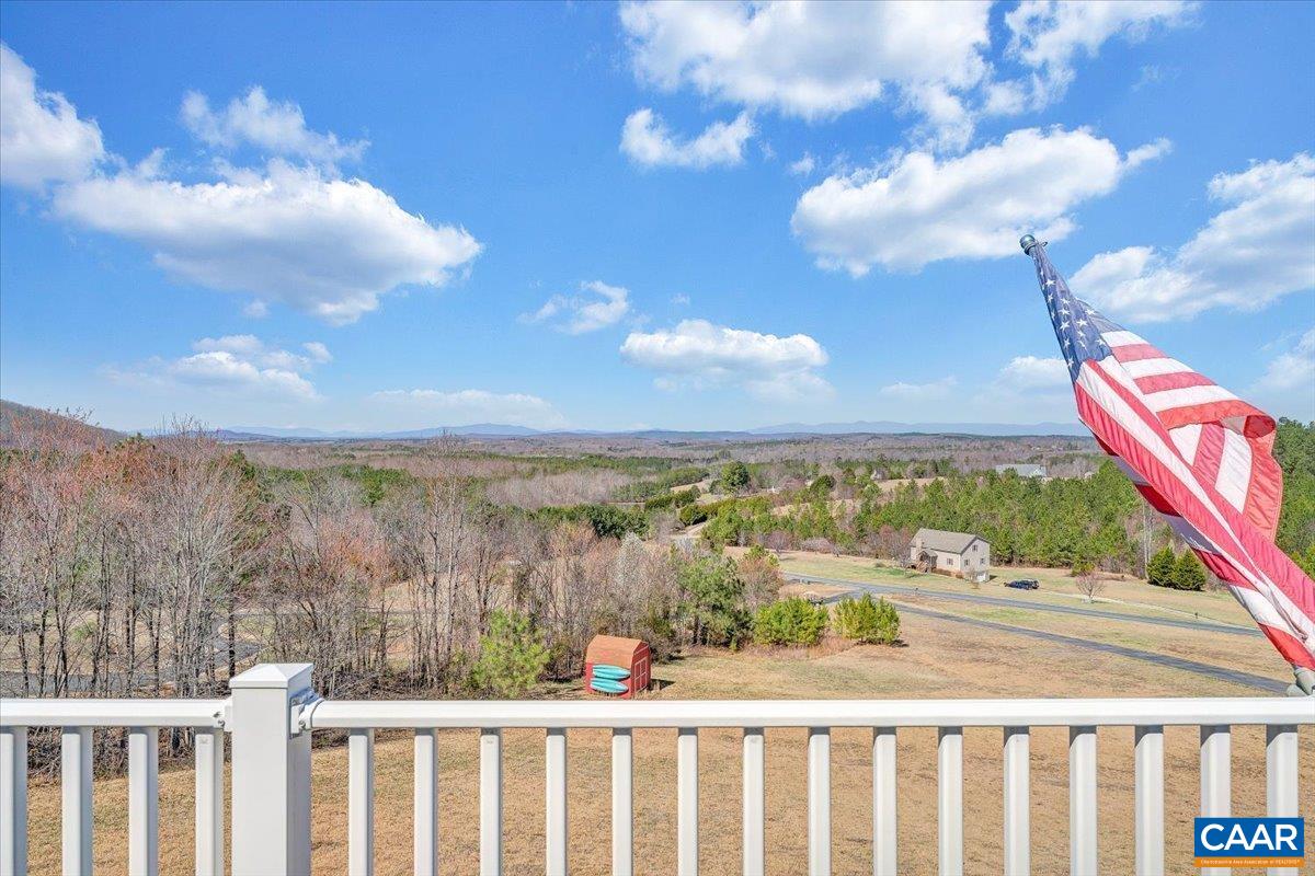 439 GARDNER FARM RD, APPOMATTOX, Virginia 24522, 4 Bedrooms Bedrooms, ,3 BathroomsBathrooms,Residential,439 GARDNER FARM RD,674465 MLS # 674465