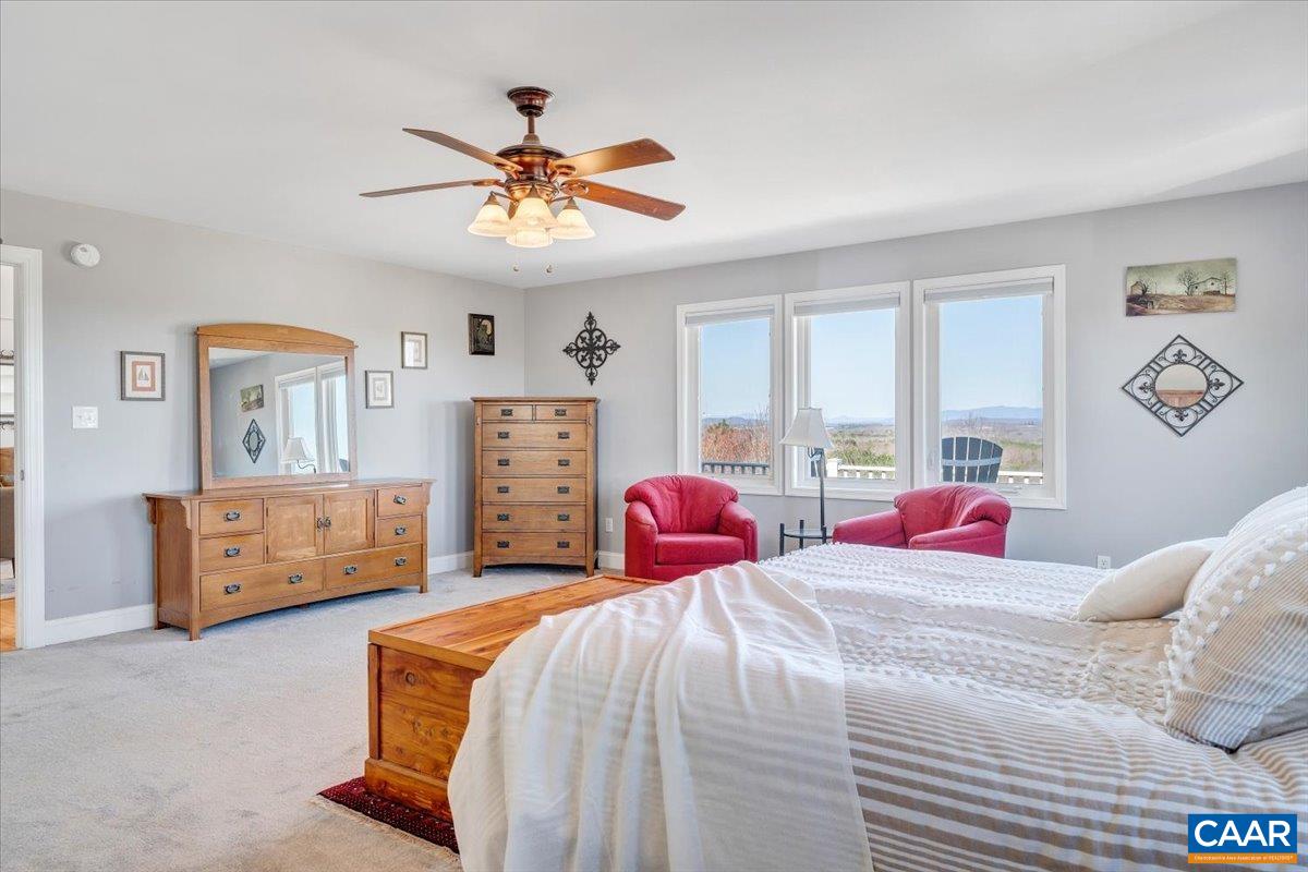 439 GARDNER FARM RD, APPOMATTOX, Virginia 24522, 4 Bedrooms Bedrooms, ,3 BathroomsBathrooms,Residential,439 GARDNER FARM RD,674465 MLS # 674465