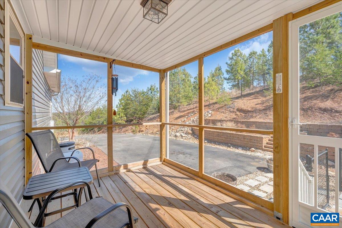 439 GARDNER FARM RD, APPOMATTOX, Virginia 24522, 4 Bedrooms Bedrooms, ,3 BathroomsBathrooms,Residential,439 GARDNER FARM RD,674465 MLS # 674465