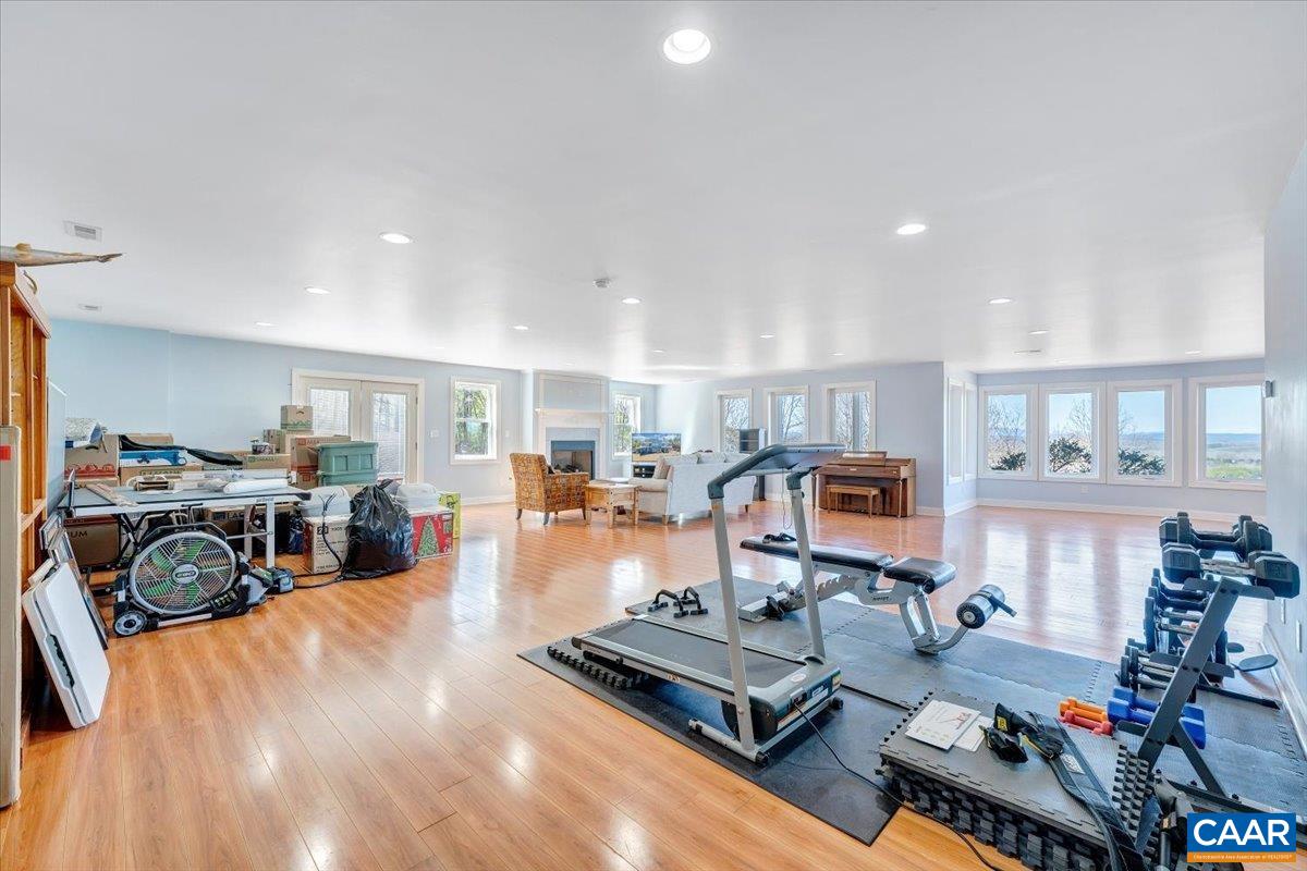 439 GARDNER FARM RD, APPOMATTOX, Virginia 24522, 4 Bedrooms Bedrooms, ,3 BathroomsBathrooms,Residential,439 GARDNER FARM RD,674465 MLS # 674465