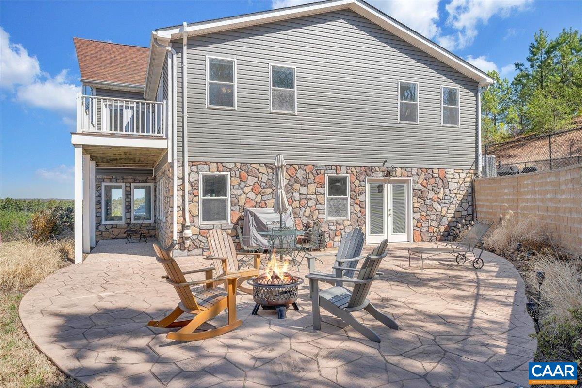 439 GARDNER FARM RD, APPOMATTOX, Virginia 24522, 4 Bedrooms Bedrooms, ,3 BathroomsBathrooms,Residential,439 GARDNER FARM RD,674465 MLS # 674465