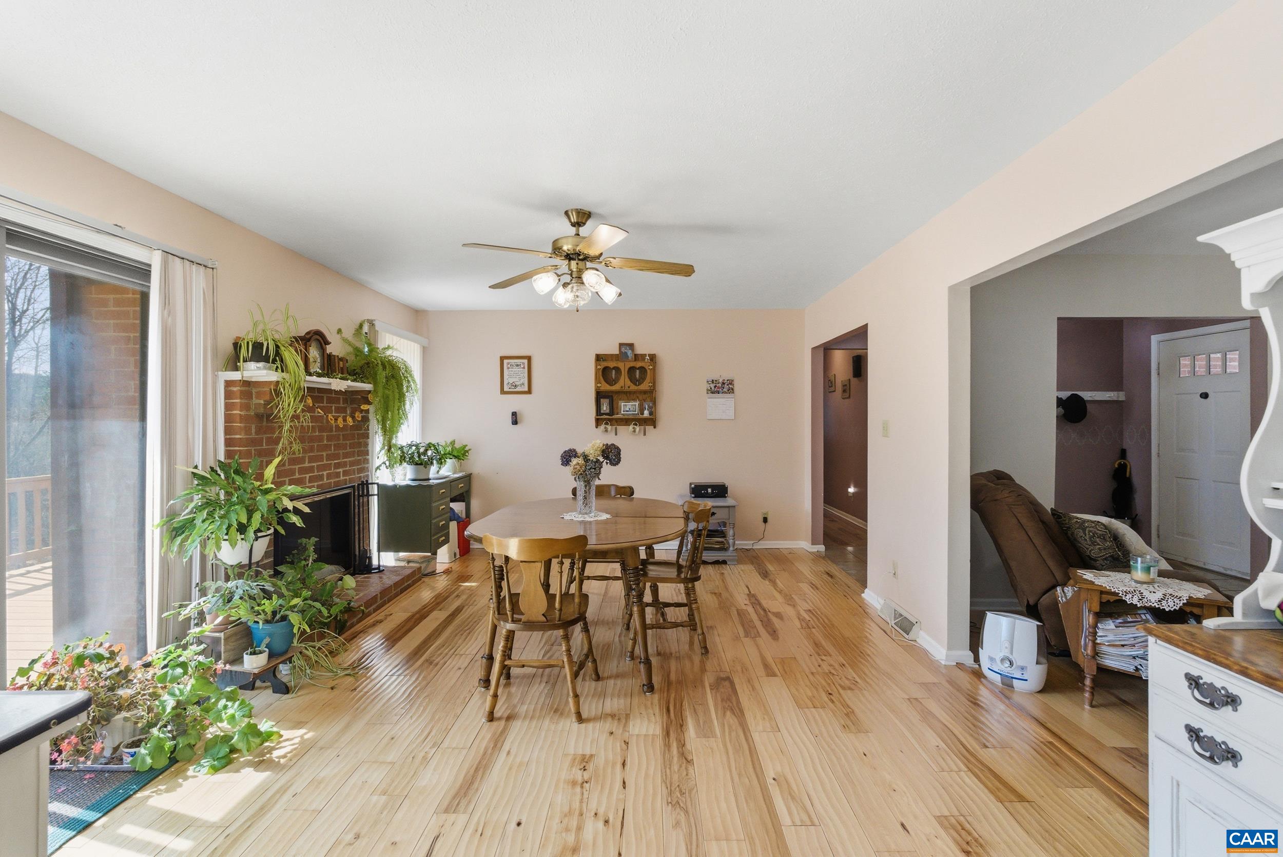 1621 TURKEY MOUNTAIN RD, AMHERST, Virginia 24521, 3 Bedrooms Bedrooms, ,2 BathroomsBathrooms,Residential,1621 TURKEY MOUNTAIN RD,674469 MLS # 674469