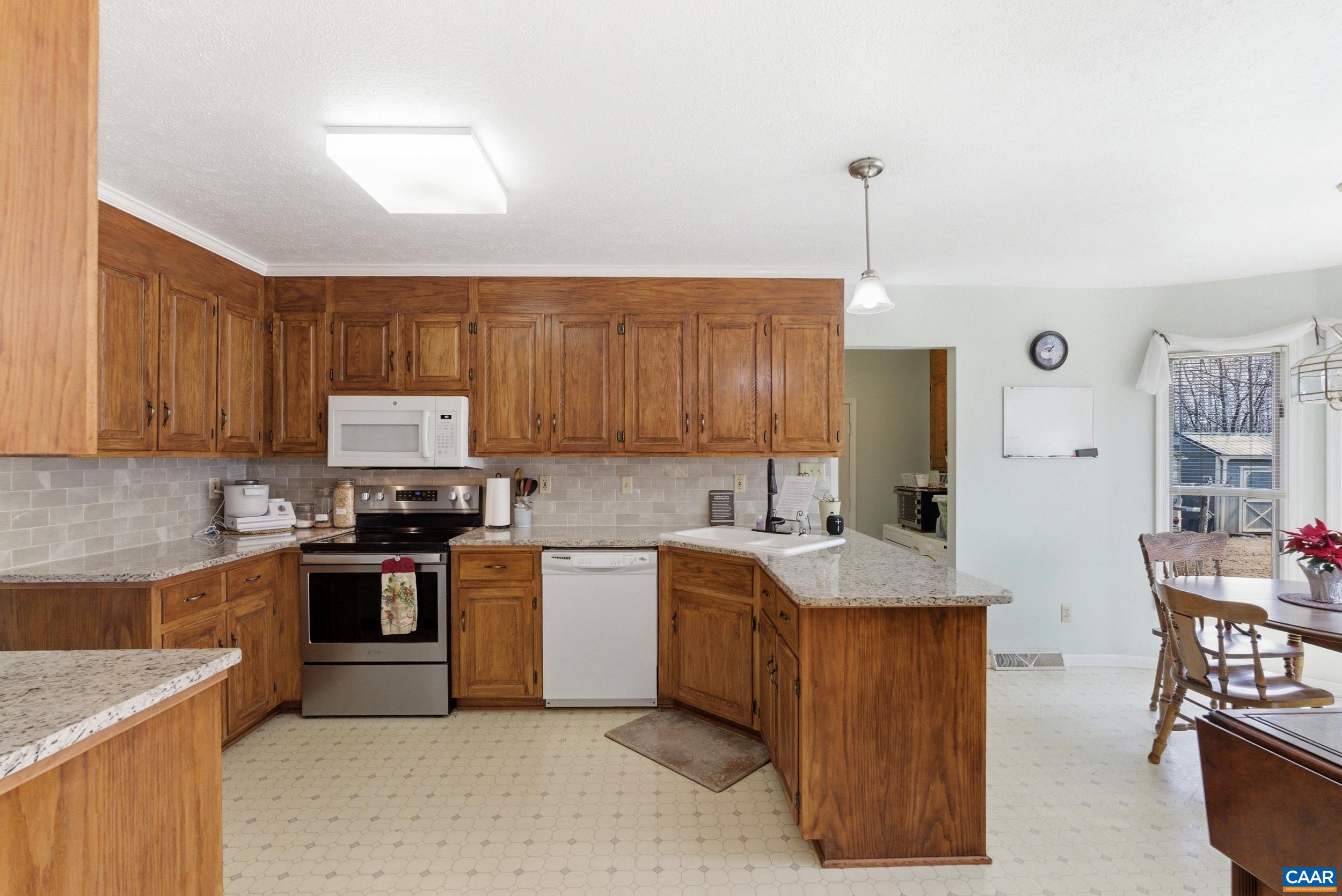 1621 TURKEY MOUNTAIN RD, AMHERST, Virginia 24521, 3 Bedrooms Bedrooms, ,2 BathroomsBathrooms,Residential,1621 TURKEY MOUNTAIN RD,674469 MLS # 674469