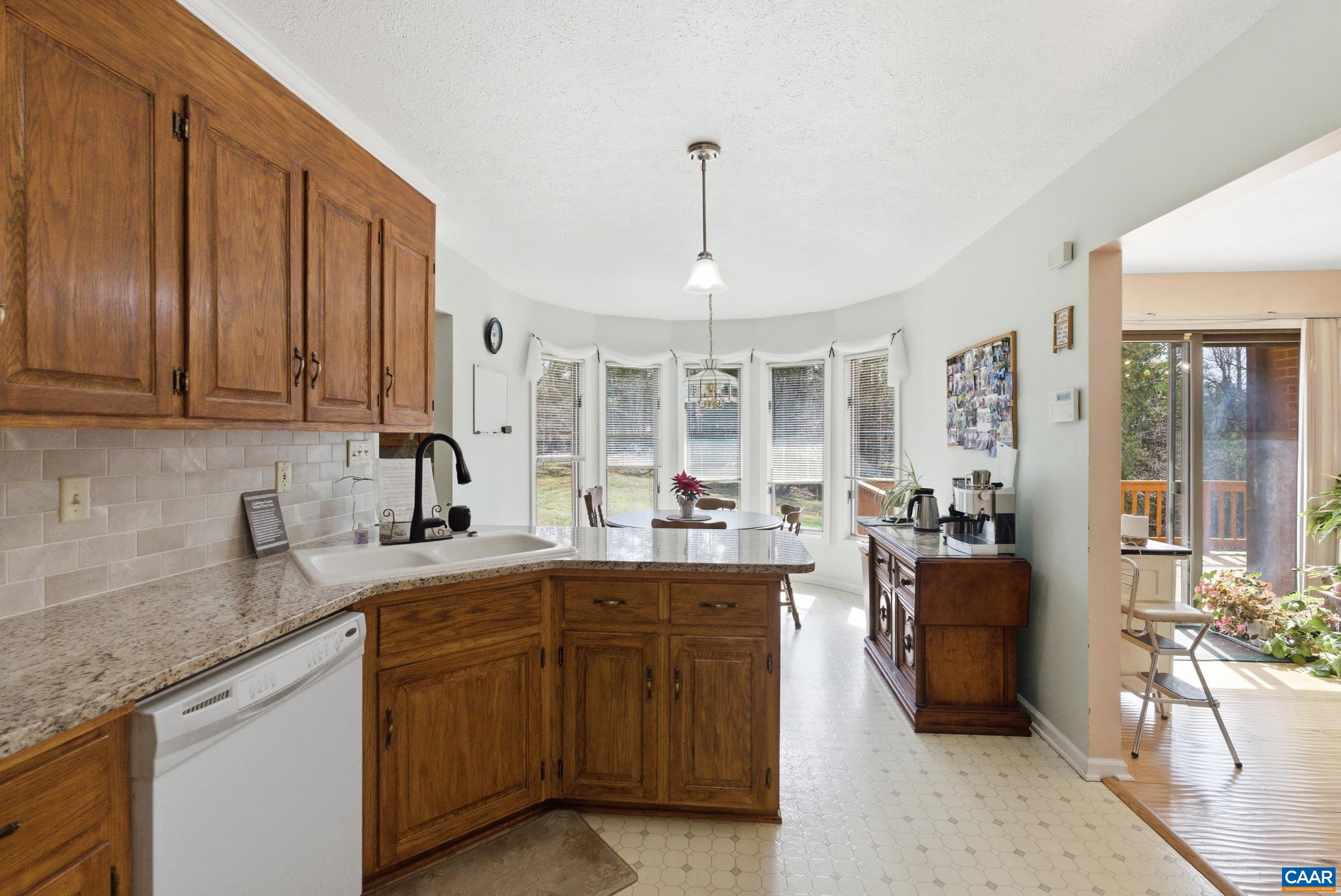 1621 TURKEY MOUNTAIN RD, AMHERST, Virginia 24521, 3 Bedrooms Bedrooms, ,2 BathroomsBathrooms,Residential,1621 TURKEY MOUNTAIN RD,674469 MLS # 674469