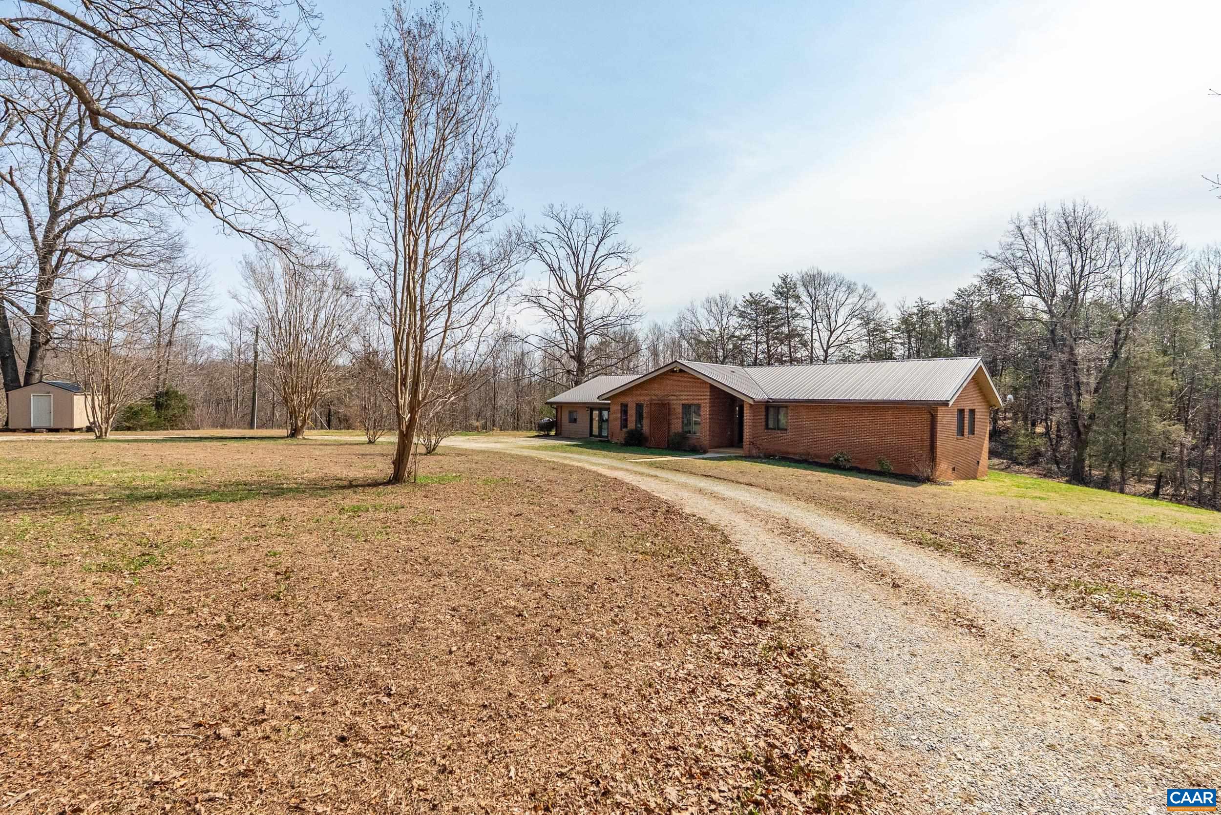 1621 TURKEY MOUNTAIN RD, AMHERST, Virginia 24521, 3 Bedrooms Bedrooms, ,2 BathroomsBathrooms,Residential,1621 TURKEY MOUNTAIN RD,674469 MLS # 674469