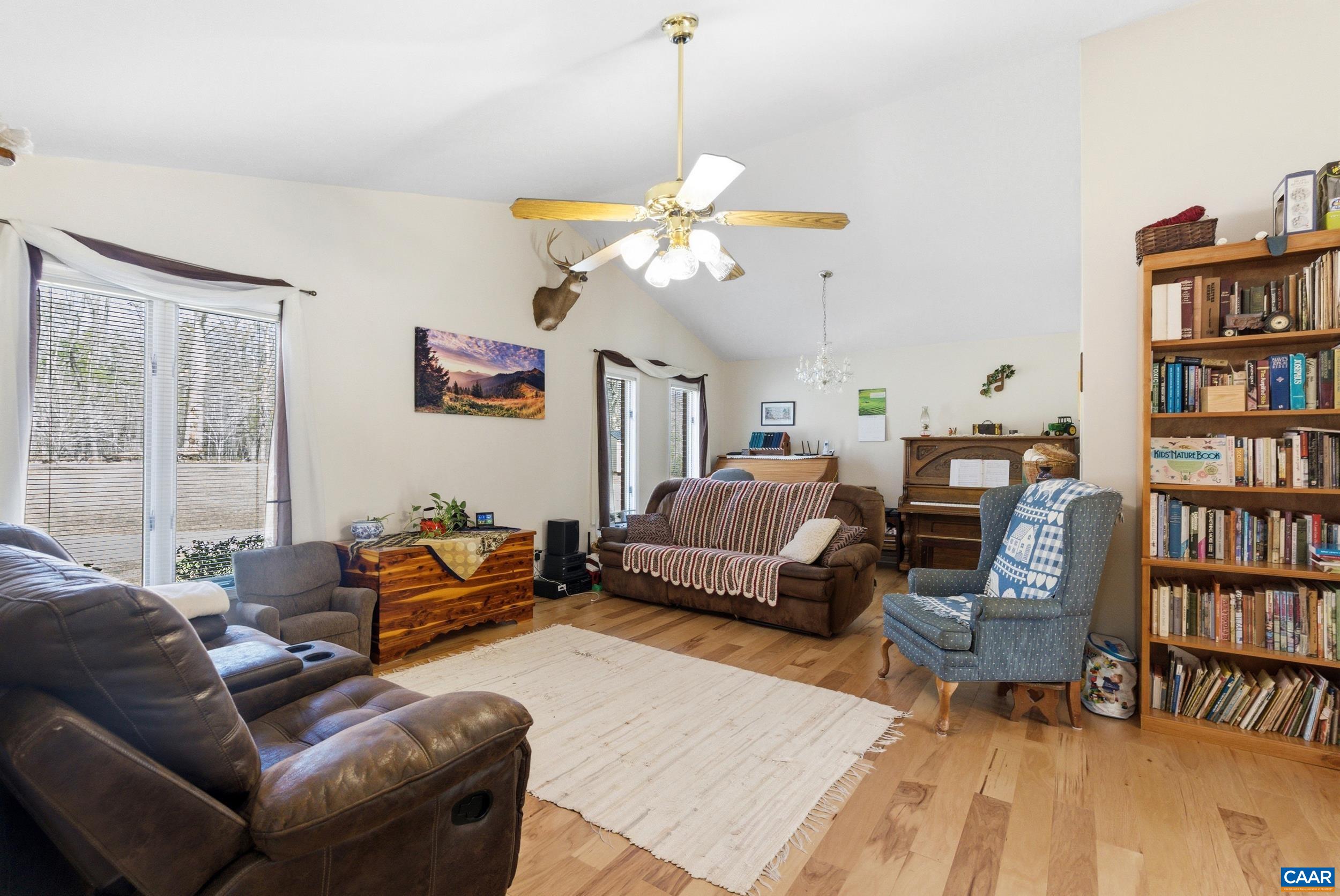 1621 TURKEY MOUNTAIN RD, AMHERST, Virginia 24521, 3 Bedrooms Bedrooms, ,2 BathroomsBathrooms,Residential,1621 TURKEY MOUNTAIN RD,674469 MLS # 674469