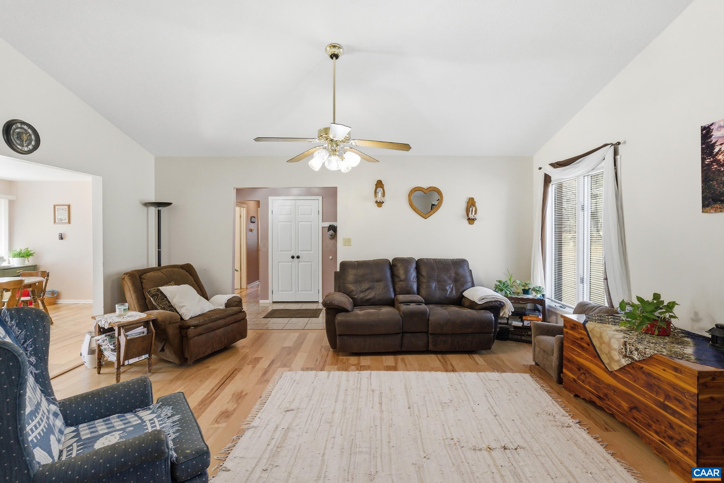 1621 TURKEY MOUNTAIN RD, AMHERST, Virginia 24521, 3 Bedrooms Bedrooms, ,2 BathroomsBathrooms,Residential,1621 TURKEY MOUNTAIN RD,674469 MLS # 674469