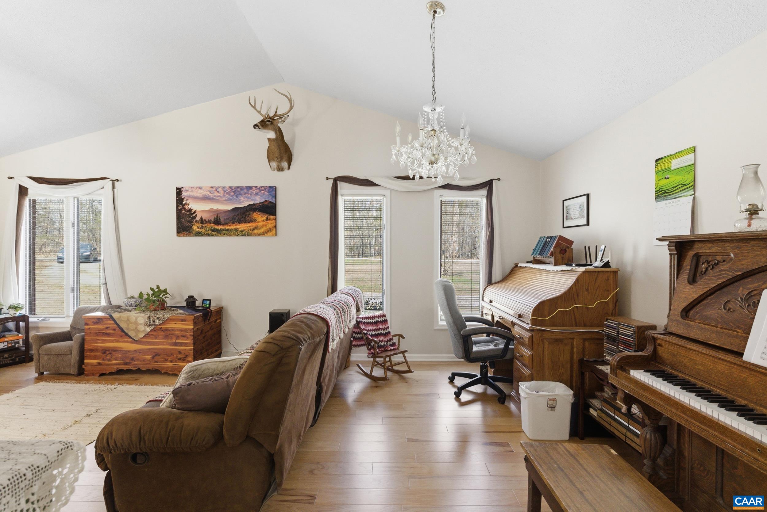 1621 TURKEY MOUNTAIN RD, AMHERST, Virginia 24521, 3 Bedrooms Bedrooms, ,2 BathroomsBathrooms,Residential,1621 TURKEY MOUNTAIN RD,674469 MLS # 674469