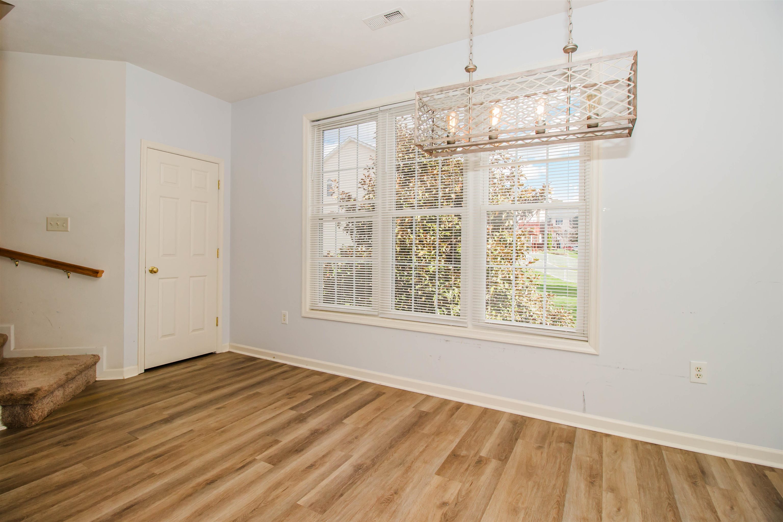 2960 CRYSTAL SPRING LN, ROCKINGHAM, Virginia 22802, 3 Bedrooms Bedrooms, ,2 BathroomsBathrooms,Residential,2960 CRYSTAL SPRING LN,674477 MLS # 674477