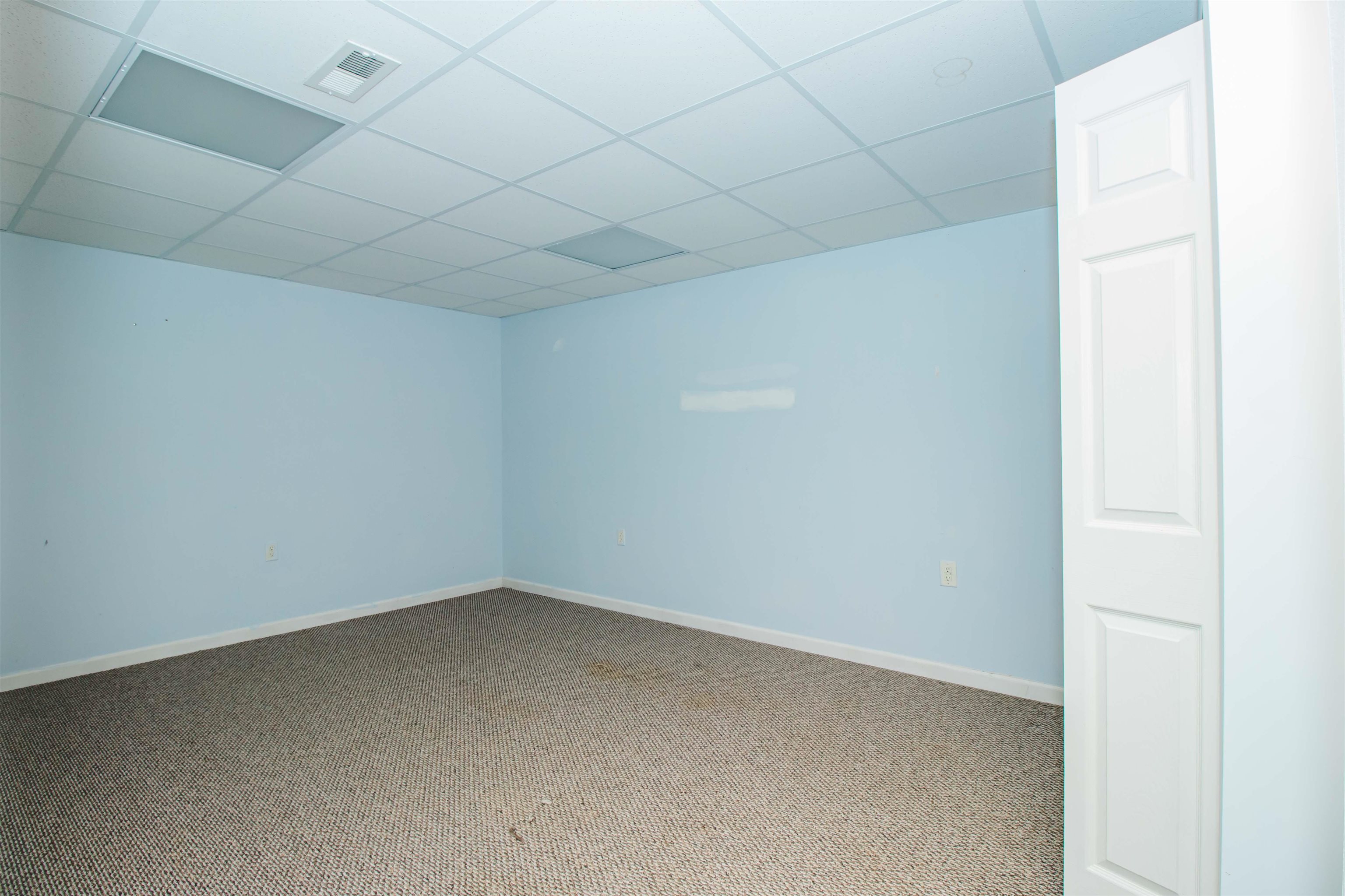 2960 CRYSTAL SPRING LN, ROCKINGHAM, Virginia 22802, 3 Bedrooms Bedrooms, ,2 BathroomsBathrooms,Residential,2960 CRYSTAL SPRING LN,674477 MLS # 674477